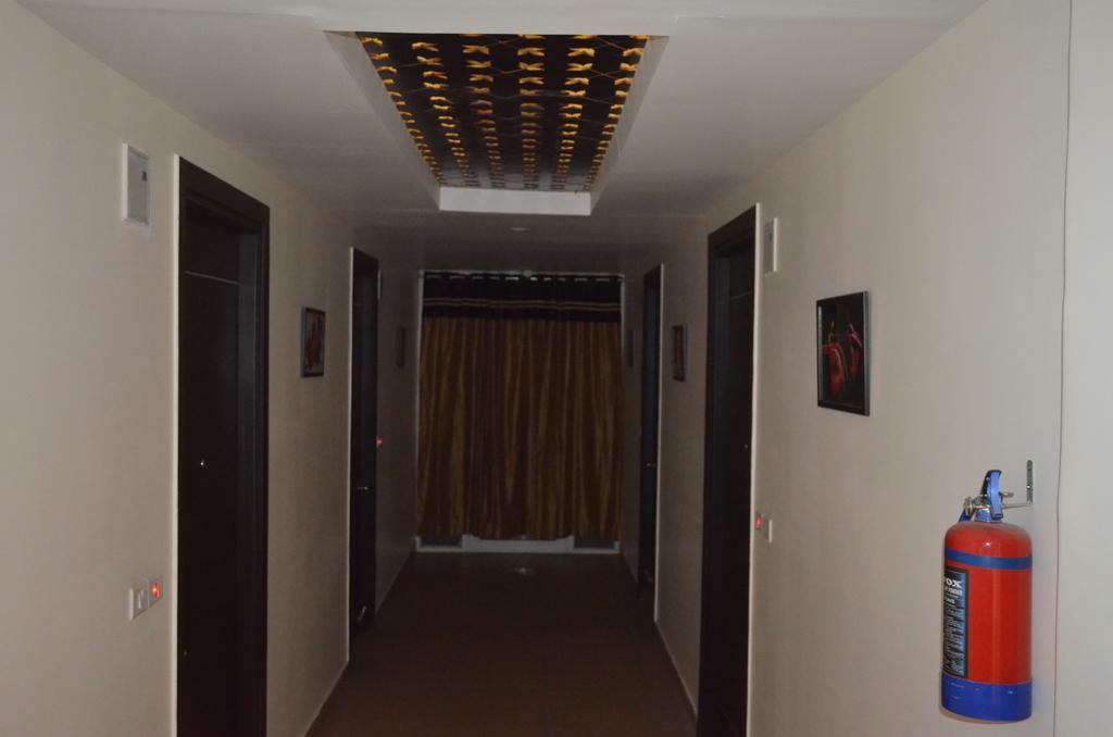 Red Orchid Ξενοδοχείο Meerut Εξωτερικό φωτογραφία